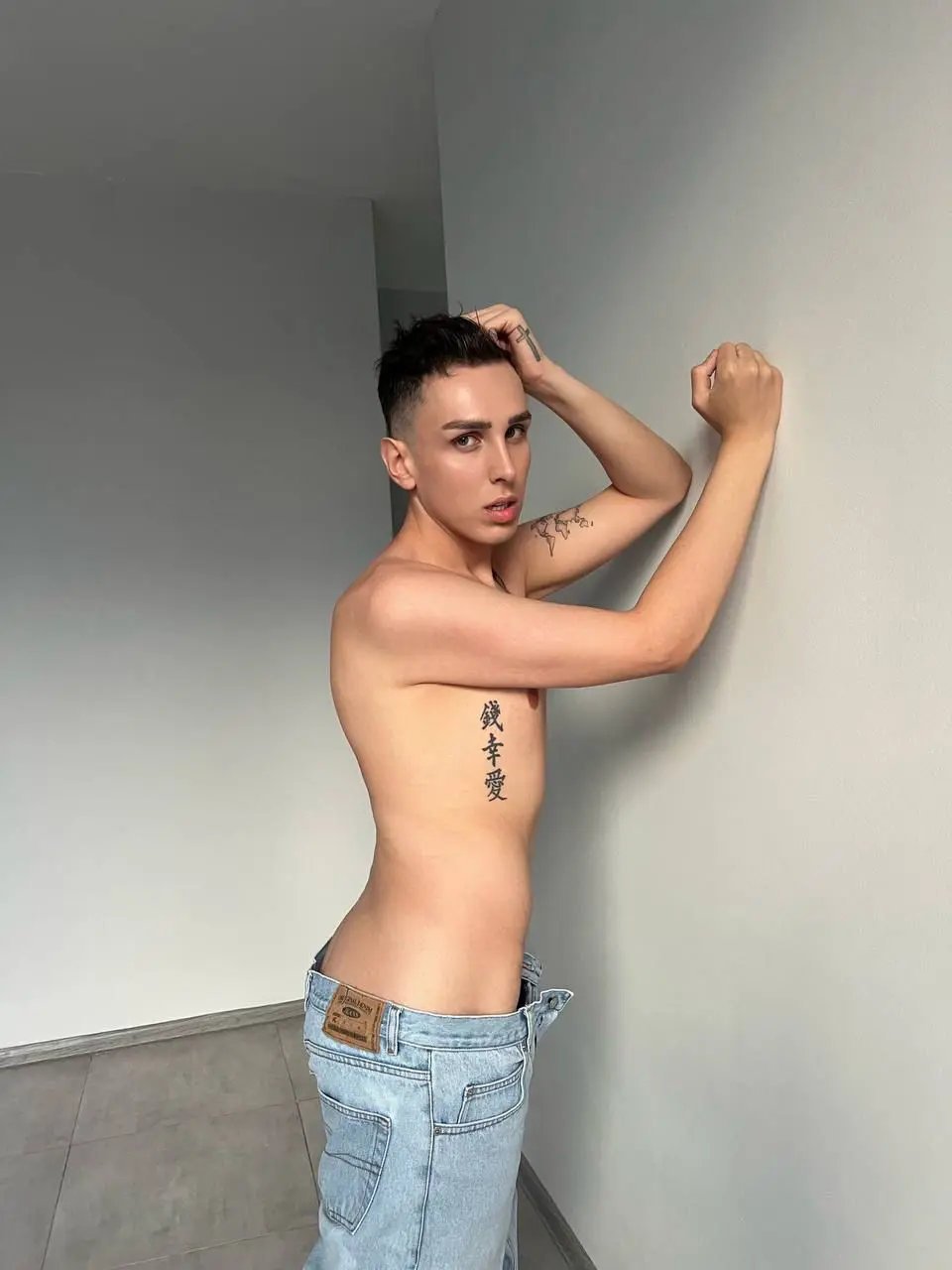 4a1b9ce6-8345-4f36-a0c1-4c670e5573bd.jpg_результат