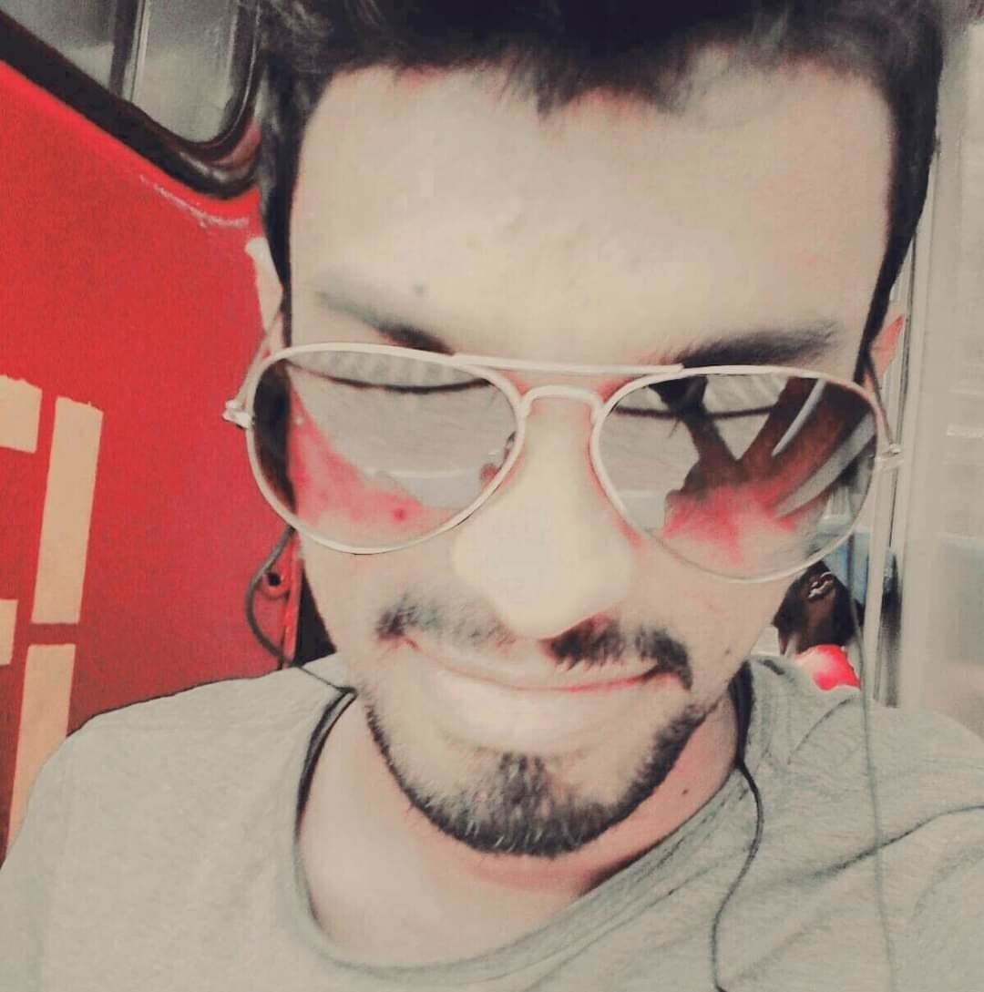 af62083ce6c146f05584125027b4fb8a67ae10bac04a_1280