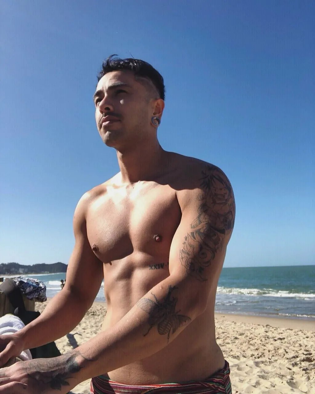 d2042323aac561c93dacea4c19c2fbf02551ed807dcc_1280_результат