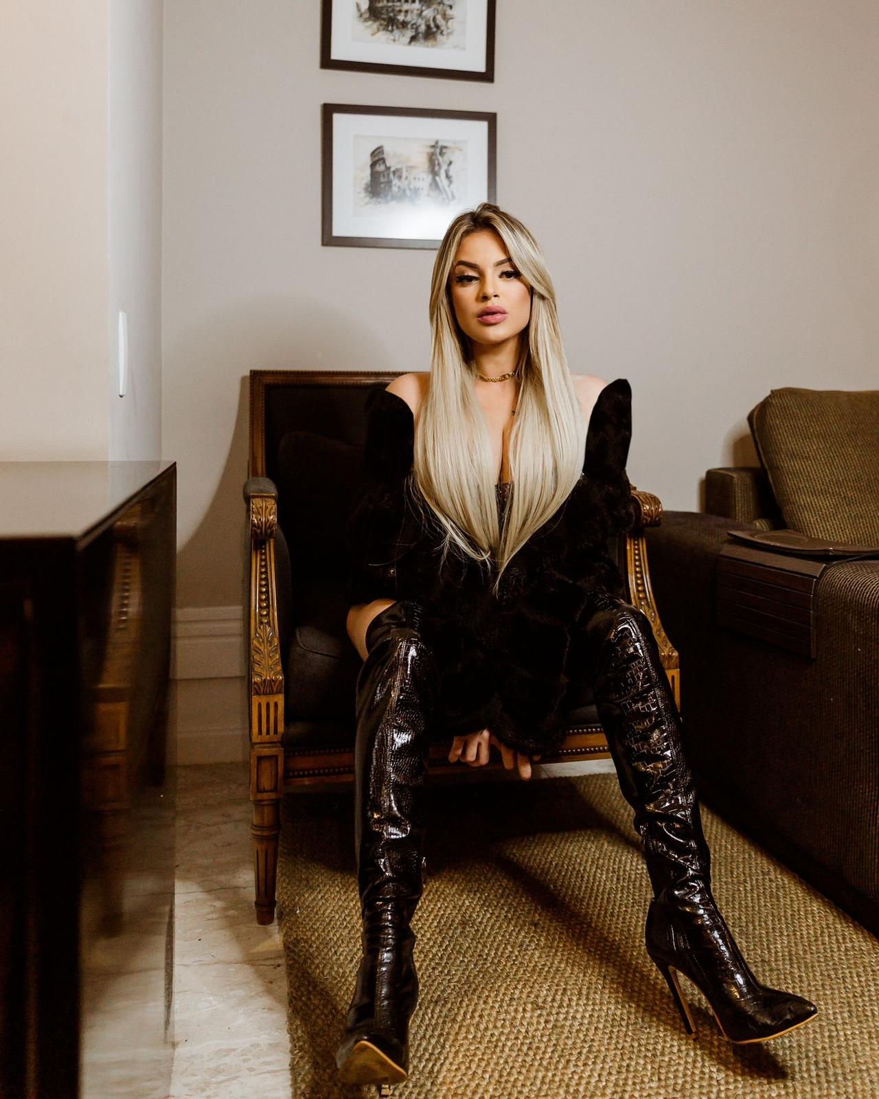 f7112413-1571-4726-a298-1017027457d7